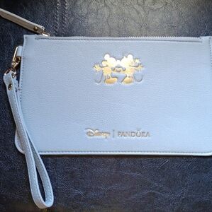 Pandora Disney Blue Wristlet Bag Purse Kissing Mickey Minnie